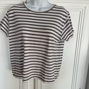 Vince.  Gray White Striped Cotton Cropped T Shirt Top Sz  X small . Great